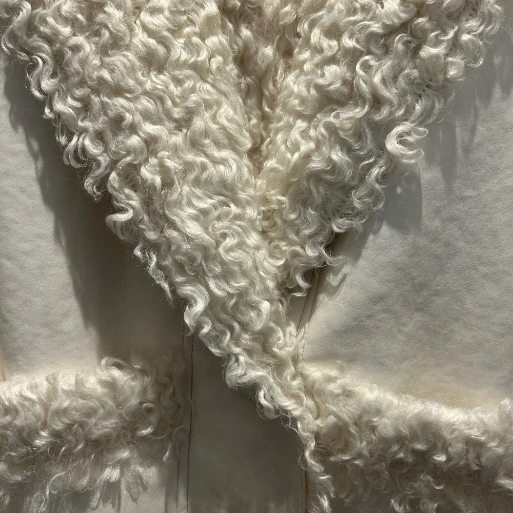 Eaves Women's Off White Teddy Jacket - Picture 2 of 3